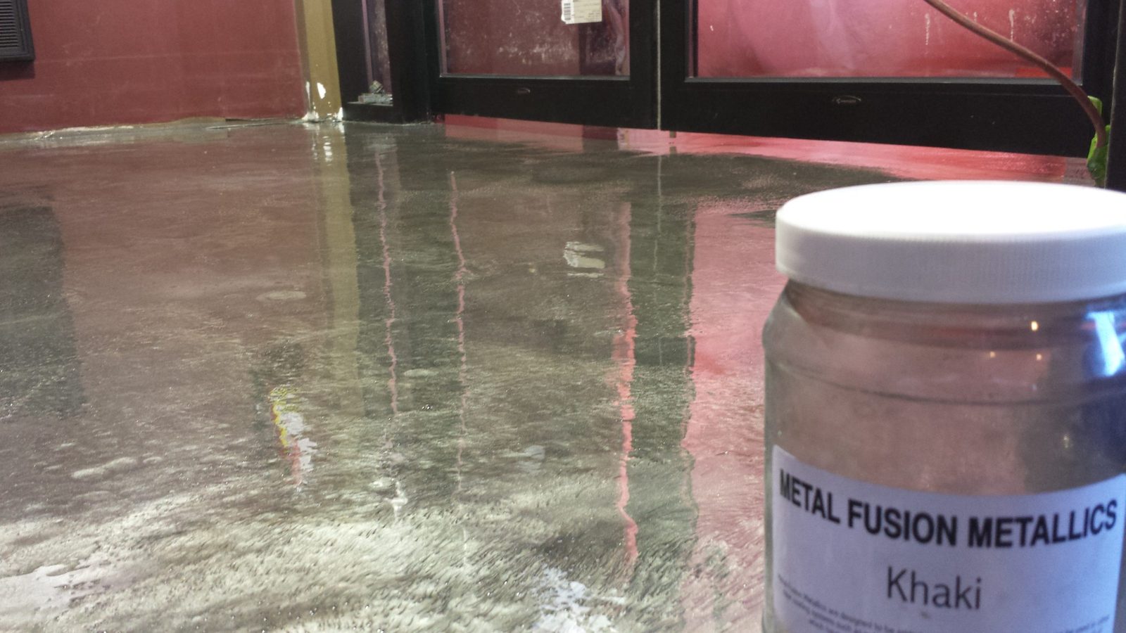 Metallic epoxy floor coating